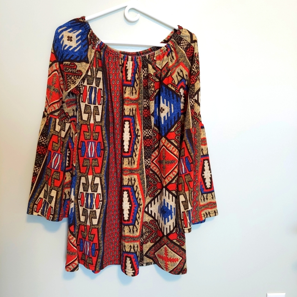 Win Win top Round Neckline multi color Bell Sleeves Size Large